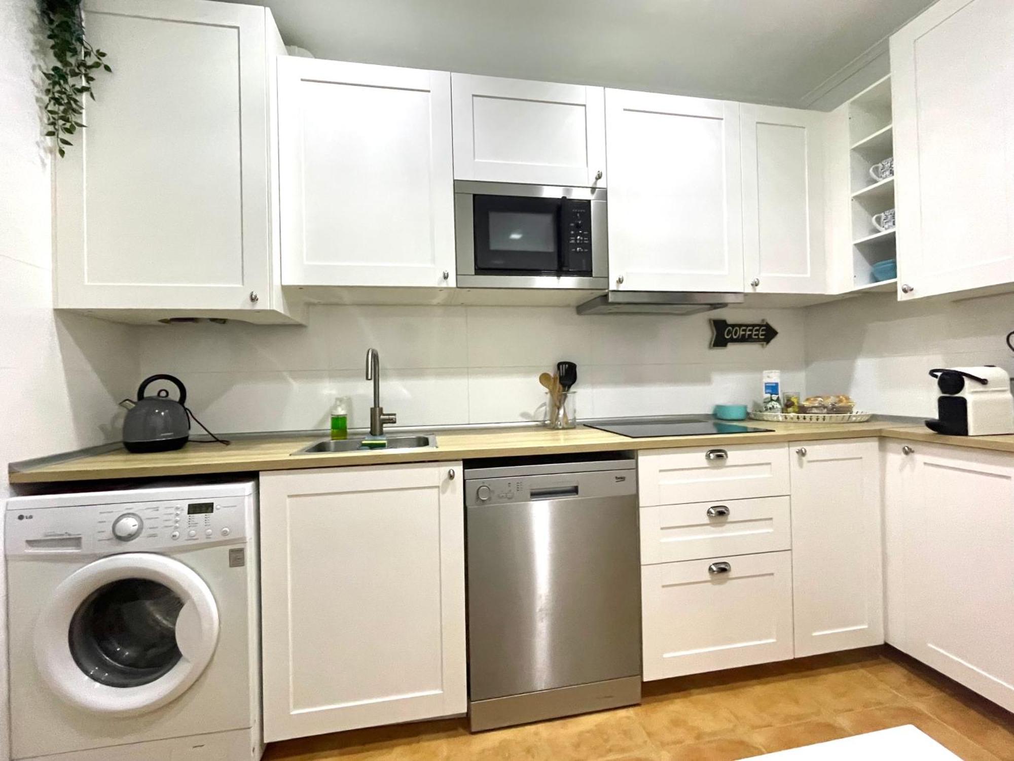 Fika Flat Casco Viejo Parking 15euro X Dia Apartment