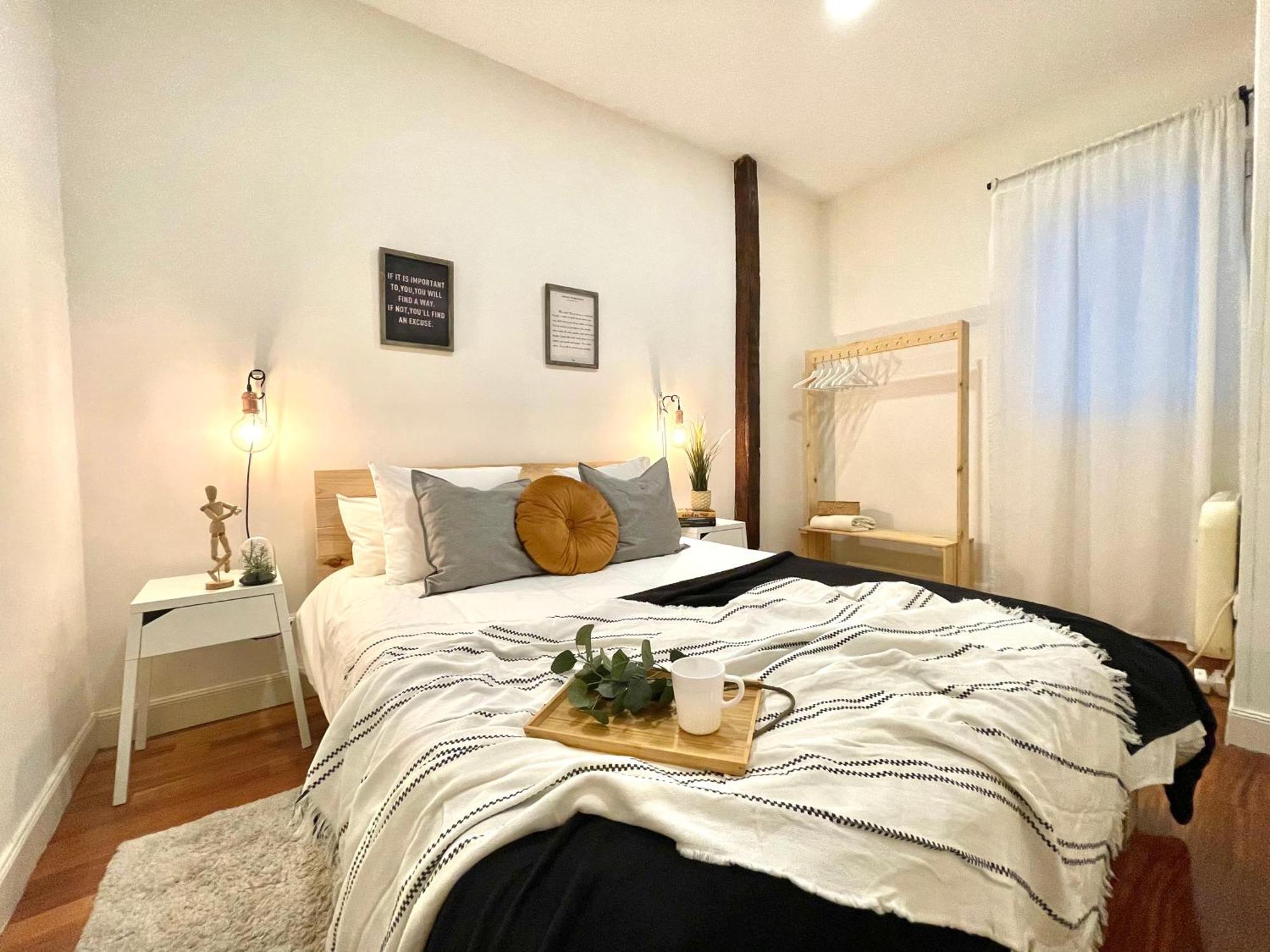Fika Flat Casco Viejo Parking 15euro X Dia Apartment